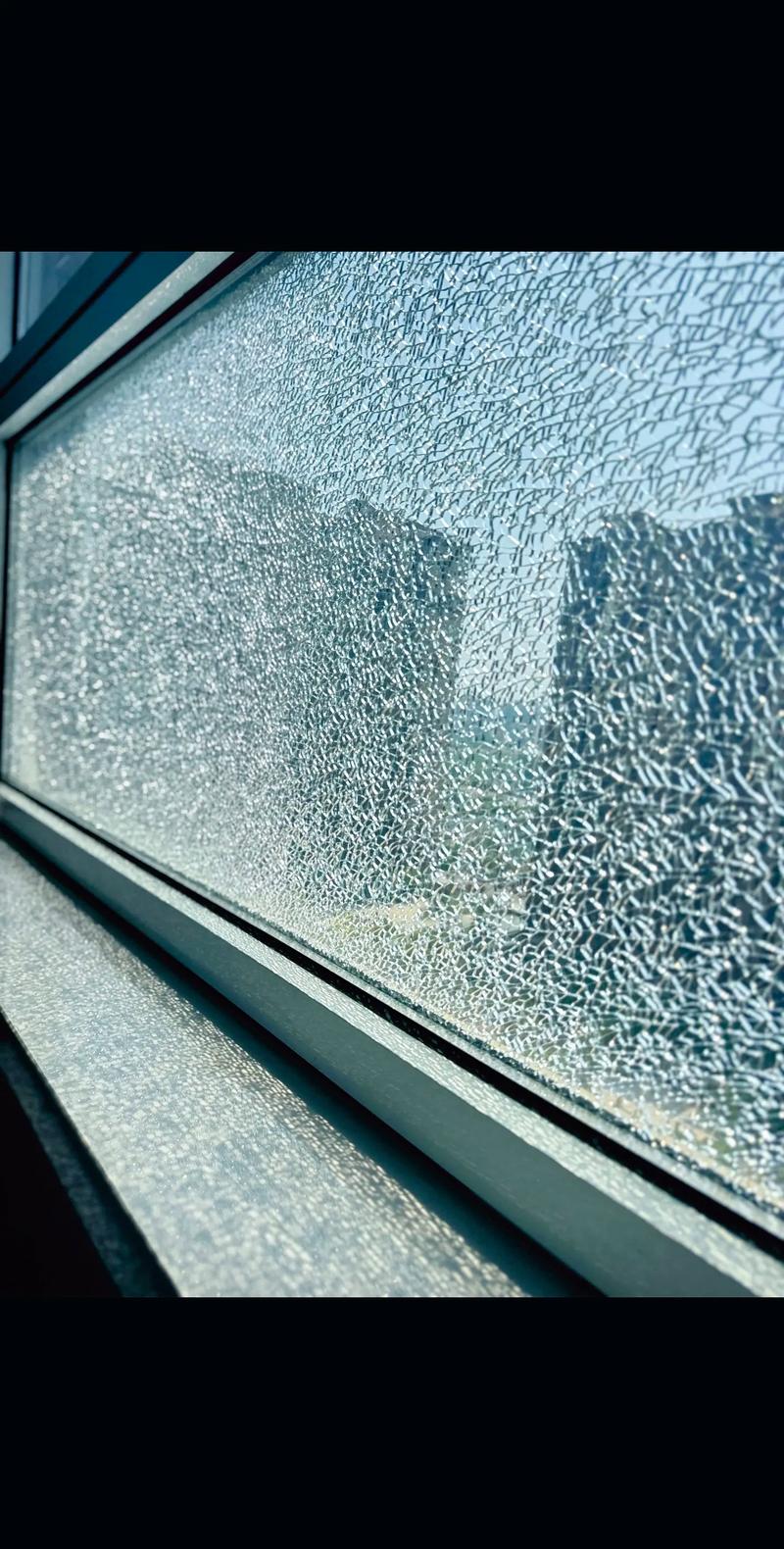 如何减少长沙钢化玻璃自爆的风险? 如何减少长沙钢化玻璃自爆的风险?